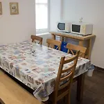 Travellers' Haven Hostel *