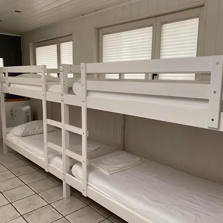 Travellers' Haven Hostal *
