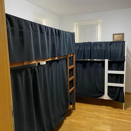 Hostal Travellers' Haven Bled