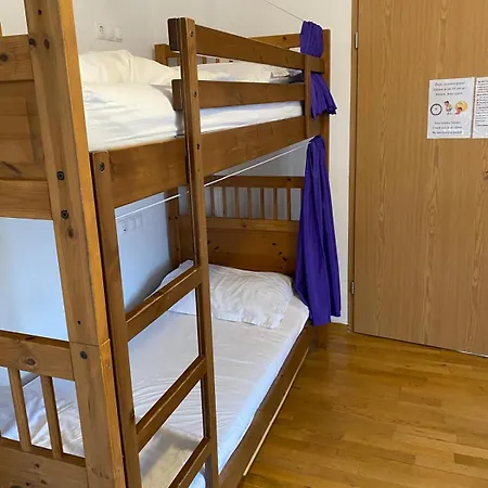 Travellers' Haven Hostal