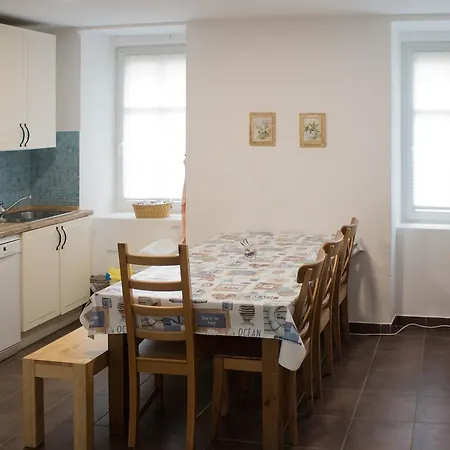 Travellers' Haven Hostal Bled