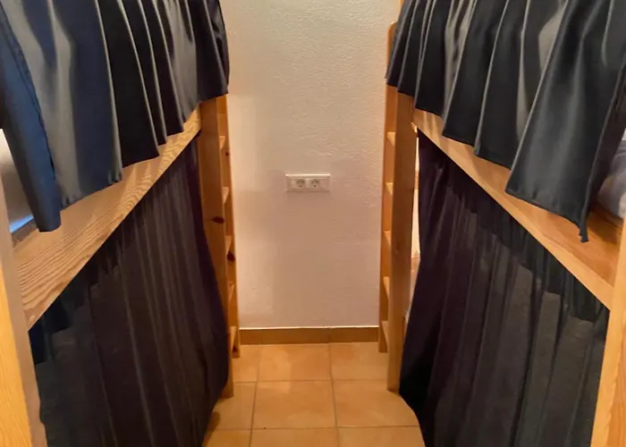 Travellers' Haven Hostal